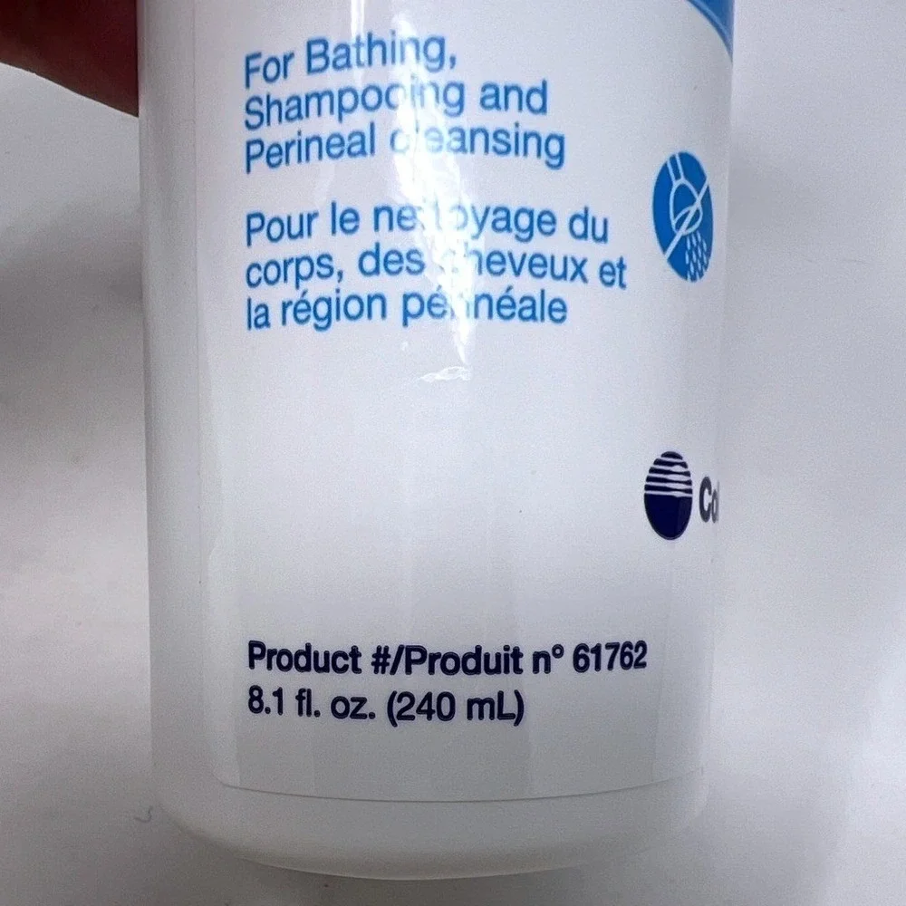 Coloplast Bedside-Care No Rinse Cleanser Spray 8.1 oz 61762 + Emesis Basin